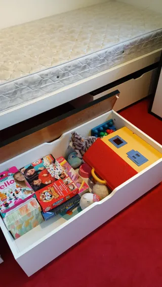 Cama nido IKEA con cajones,cabecero y escritorio