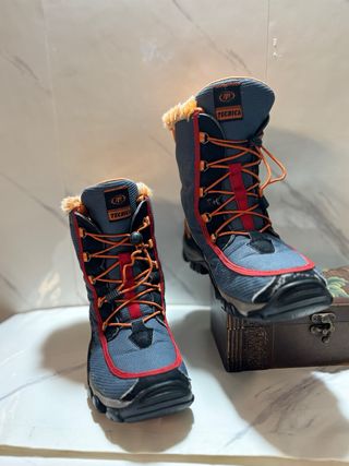 Scarpe trekking Tecnica grigie e arancioni