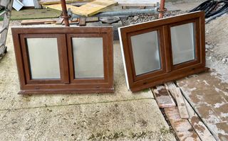 2 Ventanas blancas de PVC (2 unidades)