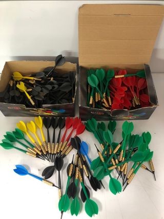 Lote 160 dardos (varios colores)