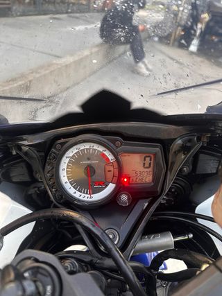 Suzuki GSXR-600 K8
