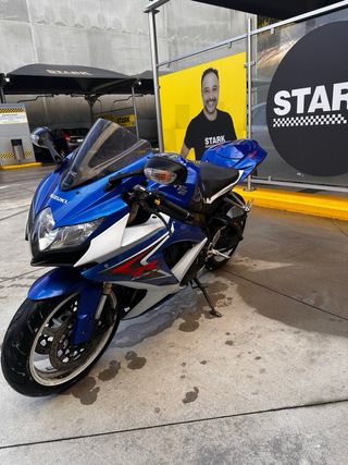 Suzuki GSXR-600 K8