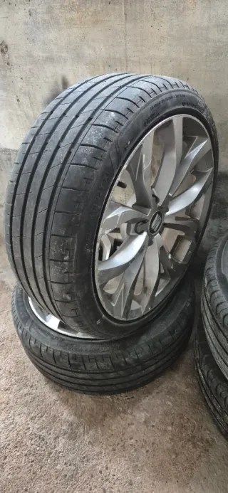 4 Llantas Seat León