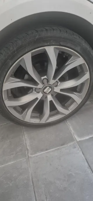 4 Llantas Seat León