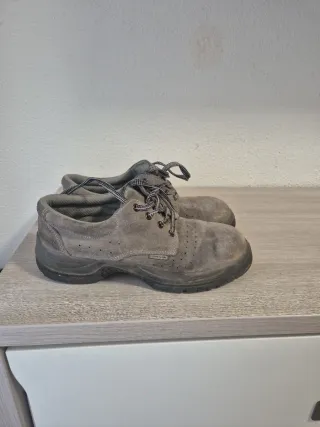 Zapatos de seguridad grises