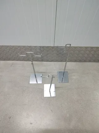 Espositori per borse e sciarpe