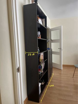 Librería Roble Negro