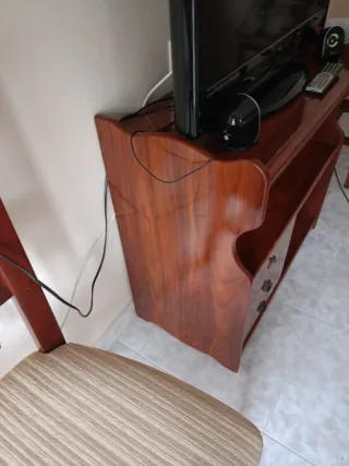 Lote muebles. Está en Teba