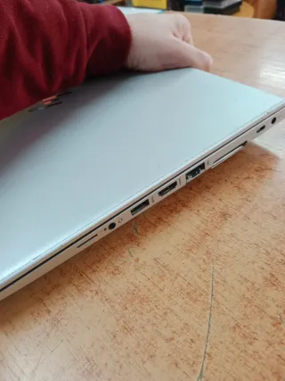 HP ELITEBOOK 840 5G PORTATILE (LEGGI DESCR)