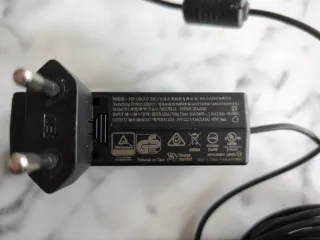 NUC - Fuente de alimentación