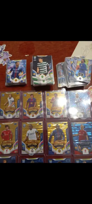 FIFA Adrenalyn 2026 lote basicas