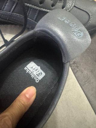 Tênis Onitsuka Tiger Cinza