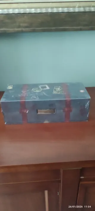 Juego de mesa precintado, nuevo