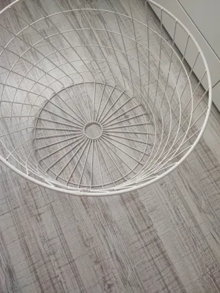 Mesa de centro redonda con almacenaje blanca Ikea