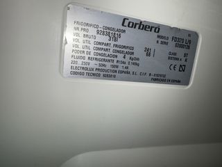 Nevera y Congelador Corberó