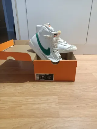 Nike Blazer Mid '77 Vintage Blancas Verdes