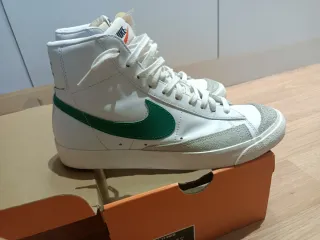 Nike Blazer Mid '77 Vintage Blancas Verdes