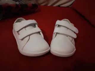 Zapatillas Hobibear Blancas Velcro Niños