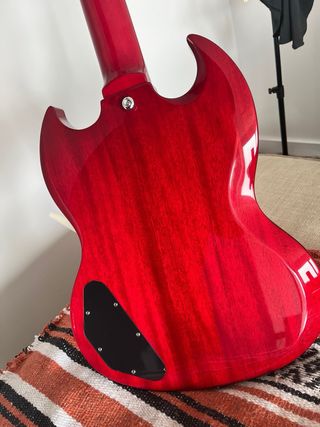 Guitarra Eléctrica Tokai SG64ch cherry