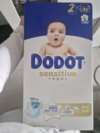 Pañales Dodot Sensitive Talla 2 (88 uds)