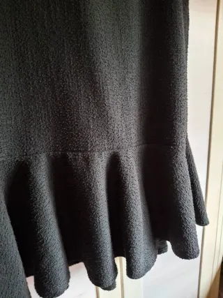 Vestido negro Zara manga corta