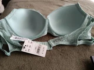 Sujetador Tezenis encaje verde sin estrenar con ar