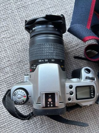 Cámara Analógica Canon EOS 500 N + Bolso