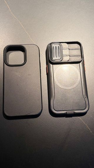 2 custodie Tech21 iPhone 14 Pro