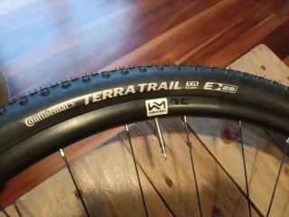 Ruedas Gravel Newmen Performance 25 (NUEVAS)