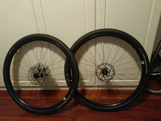 Ruedas Gravel Newmen Performance 25 (NUEVAS)