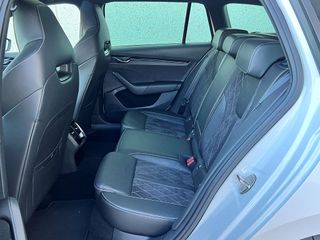 Skoda Octavia RS iV 245 CV Híbrido Enchufable CERO