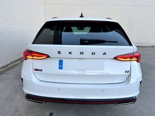 Skoda Octavia RS iV 245 CV Híbrido Enchufable CERO