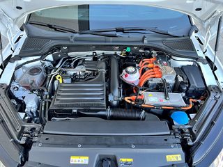 Skoda Octavia RS iV 245 CV Híbrido Enchufable CERO