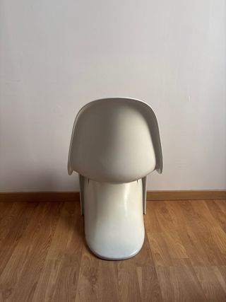 Pareja de sillas estilo Panton de Vitra