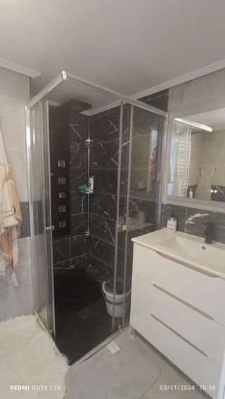 Se alquila habitaciónprivada