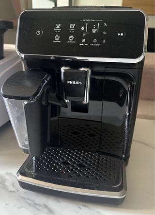 Cafetera Philips Serie 2200