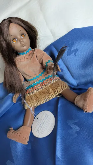 Bambola Effanbee Pocahontas vintage