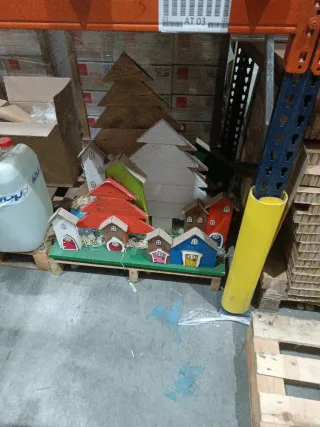 Adornos de madera casitas y árboles