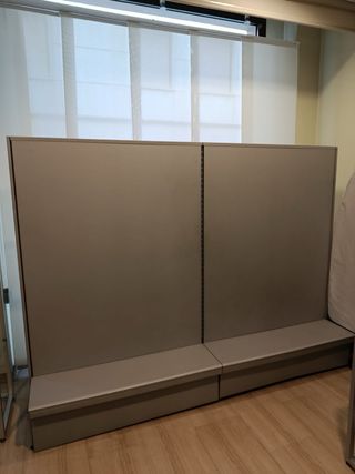 Estanterías/expositores y mostradores