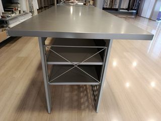 Estanterías/expositores y mostradores