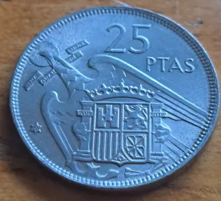 Escasa moneda 25 pesetas 1957 *58 con plus ultra