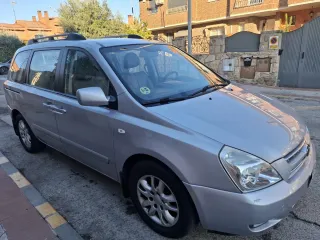 KIA Carnival 2009