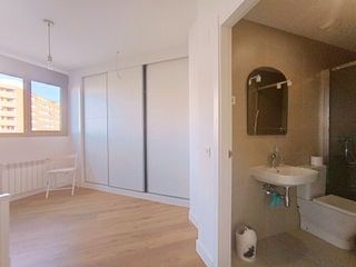 Piso en alquiler en Ensanche de Vallecas - Valdecarros en Madrid