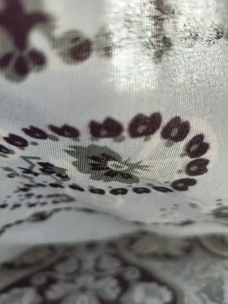 Cortina de poliéster con estampado paisley