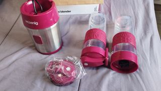 Batidora Mini H.Koenig 570ml 2 Vasos - Color rojo