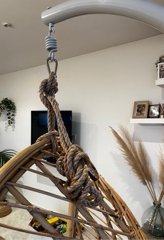 Columpio colgante de bambú y ratán