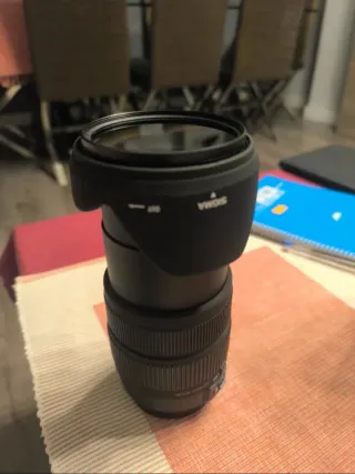 Objetivo Sigma 18-200mm f/3.5-6.3 DC Macro
