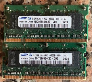 Memoria RAM 2x Samsung 512MB DDR2 SODIMM PC2-4200S