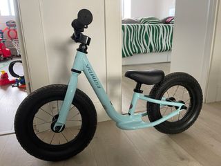 Bicicleta Specialized Hotwalk 12”