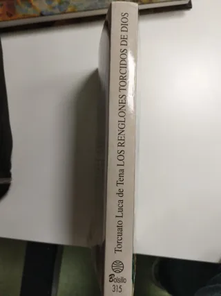 Los Renglones Torcidos de Dios